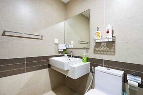 Sun Gleam Apartment -River Gate