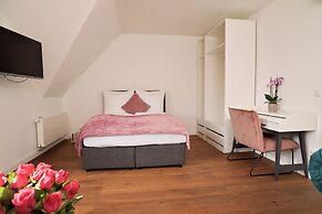 Victoria Boardinghouse