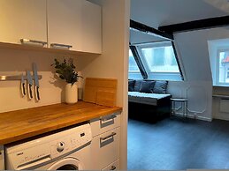Designer Loft - Direct Marble Church Views