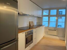 Stylish Apartment - View of The Marble Church