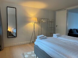 Stylish Apartment - View of The Marble Church