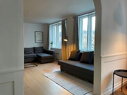 Stylish Apartment - View of The Marble Church