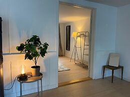 Stylish Apartment - View of The Marble Church