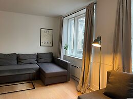 Stylish Apartment - View of The Marble Church