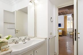 Cartari Deluxe Apartment