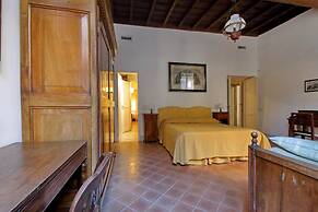 Cartari Deluxe Apartment