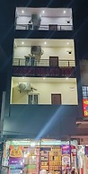 Goroomgo Kashi Grand Inn Varanasi