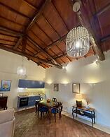 Hero's Garden Relais