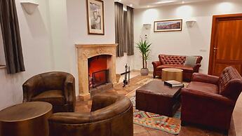 Hero's Garden Relais