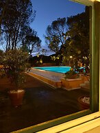 Hero's Garden Relais