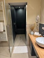 Hero's Garden Relais