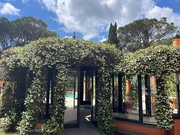 Hero's Garden Relais