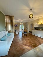 Hero's Garden Relais