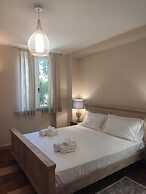 Hero's Garden Relais