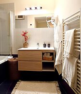 Hero's Garden Relais