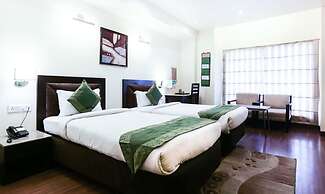 Goroomgo Fairway Amritsar