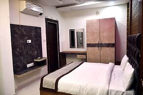 Goroomgo Naman Hotel and Banquet Kanpur