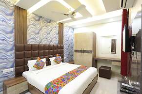 Goroomgo Naman Hotel and Banquet Kanpur
