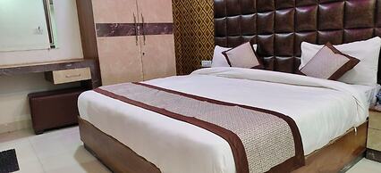 Goroomgo Naman Hotel and Banquet Kanpur