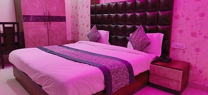 Goroomgo Naman Hotel and Banquet Kanpur