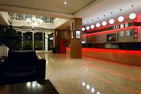 Lycus River Thermal Hotel
