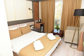 Lycus River Thermal Hotel