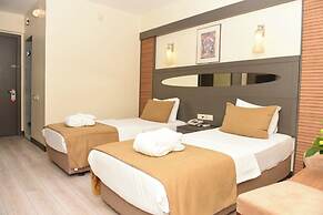 Lycus River Thermal Hotel