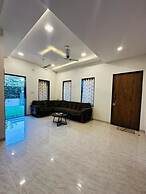 Wastrova By Joy Suites