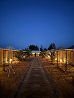 Sahara vibes luxury camp