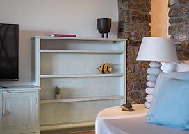 Saint Anna Villas Mykonos by Aura Homes