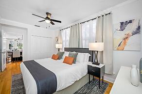 Exquisite Villa With Pool&games- 18 Guests