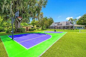 Exquisite Villa With Pool&games- 18 Guests