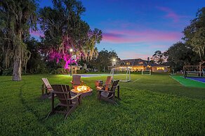 Exquisite Villa With Pool&games- 18 Guests