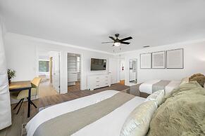 Exquisite Villa With Pool&games- 18 Guests