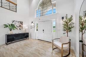 Exquisite Villa With Pool&games- 18 Guests