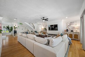 Exquisite Villa With Pool&games- 18 Guests