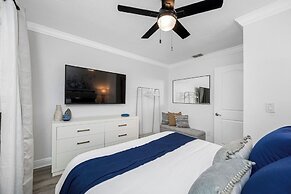 Exquisite Villa With Pool&games- 18 Guests