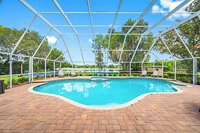 Exquisite Villa With Pool&games- 18 Guests