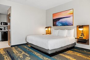 La Quinta Inn & Suites by Wyndham La Habra