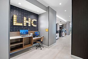 La Quinta Inn & Suites by Wyndham La Habra