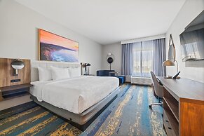 La Quinta Inn & Suites by Wyndham La Habra