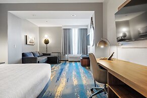 La Quinta Inn & Suites by Wyndham La Habra