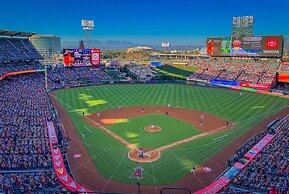 La Quinta Inn & Suites by Wyndham La Habra