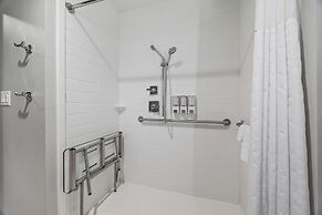 La Quinta Inn & Suites by Wyndham La Habra