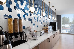 La Quinta Inn & Suites by Wyndham La Habra