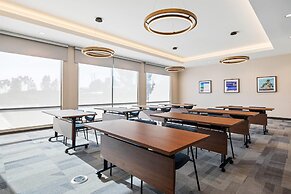 La Quinta Inn & Suites by Wyndham La Habra