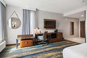 La Quinta Inn & Suites by Wyndham La Habra