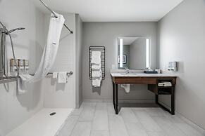 La Quinta Inn & Suites by Wyndham La Habra