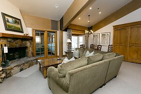 Luxury Three Bedroom Suite with Three Kings 3 Suite