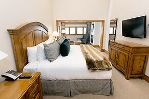 Luxury Three Bedroom Suite with Three Kings 3 Suite